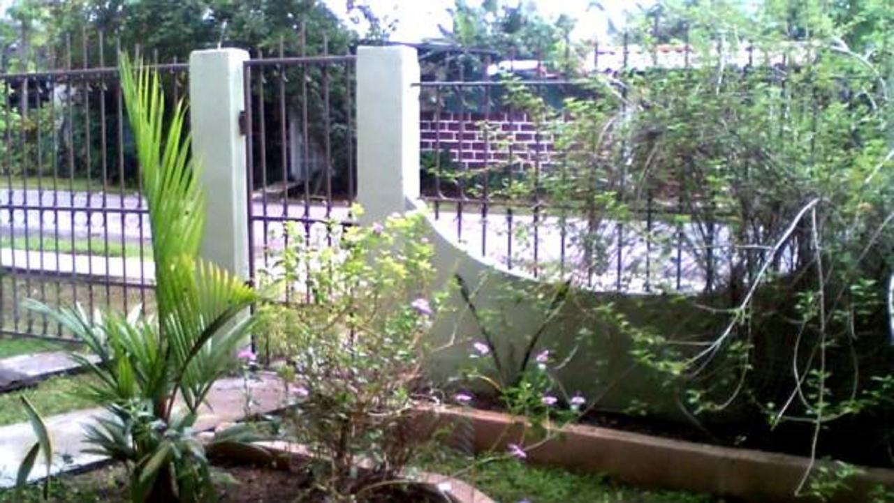 Pacasa Hostel David Luaran gambar